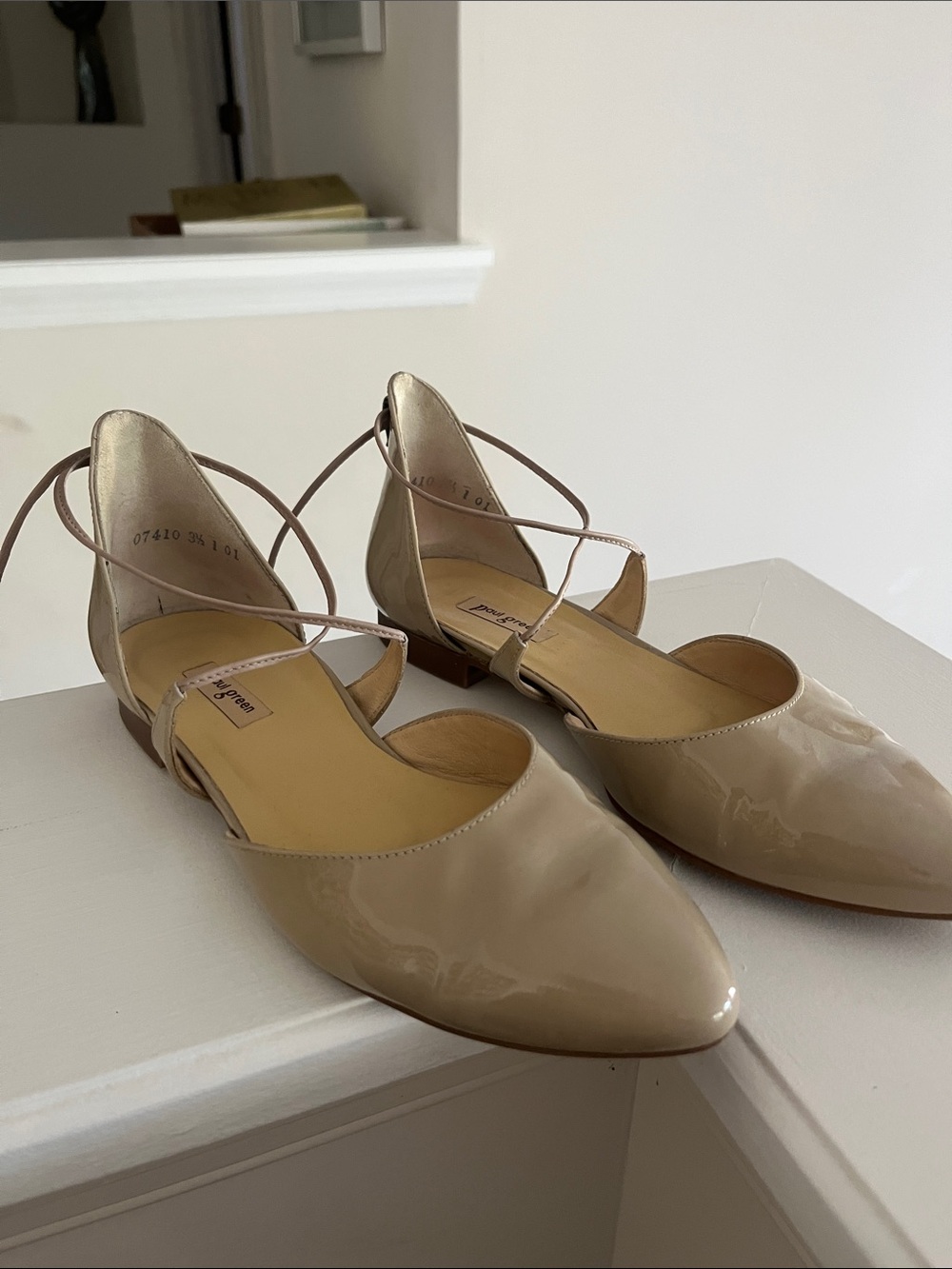 Paul Green lace up flats